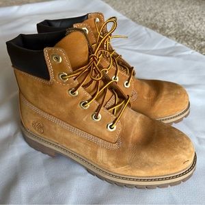 Timberland 6-Inch Waterproof Boot (5 Big Kid, fits W7.5) color: Wheat Nubuck